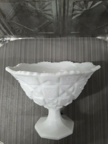 Vintage Westmoreland Milk Glass Pedestal Dish / Compote Old Quilt Pattern