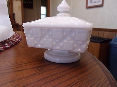 Vintage Westmoreland Milk Glass Covered Pedestal Candy Dish Quilted *mint*